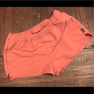 Patagonia baggies size Medium